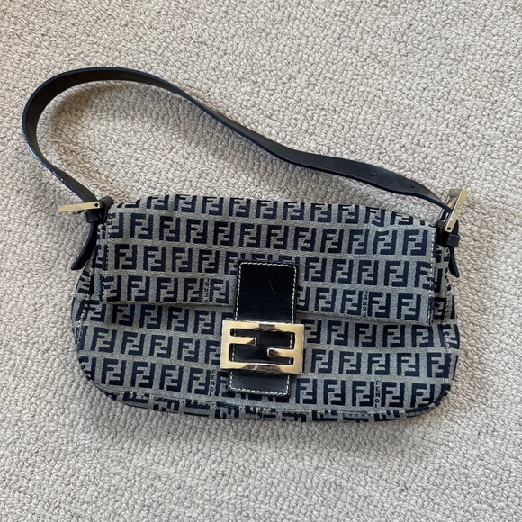 Fendi Handbags - Fendi Zucca Shoulder Bag